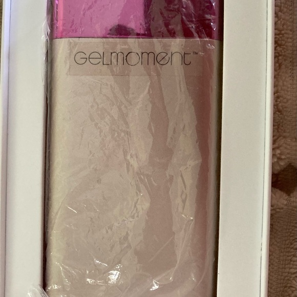*Host Pick* Gelmoment Power Bank. - Picture 2 of 2